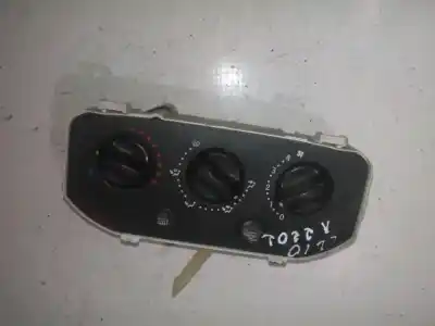 Pezzo di ricambio per auto di seconda mano  per RENAULT CLIO, 1998.09 - 2001.05  Riferimenti OEM IAM 1848819005  144745000