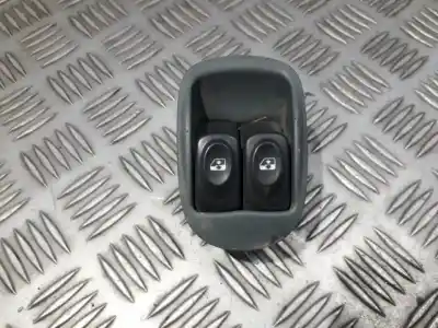 Автозапчасти б/у ВЫКЛЮЧАТЕЛЬ ЛЕВОГО ПЕРЕДНЕГО ОКНА за RENAULT SCENIC (JA..)  ссылки OEM IAM 838099G  7700836269