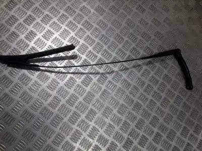 Second-hand car spare part left front windshield wiper arm for opel corsa c 1.2 16v cat (z 12 xep / lb4) oem iam references 13182328
