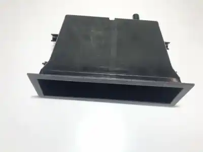İkinci el araba yedek parçası PLASTIK için NISSAN ALMERA (N16/E)  OEM IAM referansları 6847590J10  