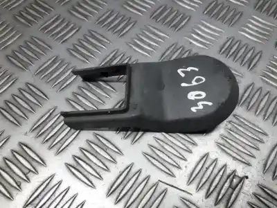 Pezzo di ricambio per auto di seconda mano  per SSANGYONG RODIUS, 2004.01 - 2008.08  Riferimenti OEM IAM 7401621001  74016-21001