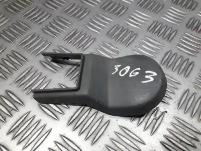 Pezzo di ricambio per auto di seconda mano  per SSANGYONG RODIUS, 2004.01 - 2008.08  Riferimenti OEM IAM 7401721001  74017-21001