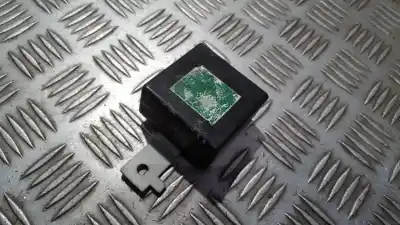 Pezzo di ricambio per auto di seconda mano Modulo Elettronico per SSANGYONG RODIUS, 2004.01 - 2008.08 2.7 L 5-CYLINDER 121KW 2004.01 - 2013.02 Riferimenti OEM IAM 21001  