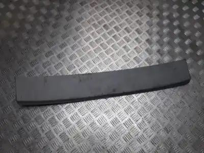 İkinci el araba yedek parçası plastik için volkswagen passat b6 (3c2) 2.0 tdi 16v oem iam referansları 3c9867617a