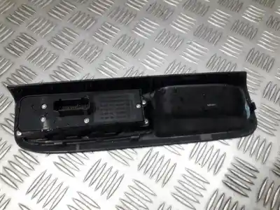 Second-hand car spare part left front power window switch for volvo v50 (545) 1.8 oem iam references 03710787  30710788, 30710789, 8679474