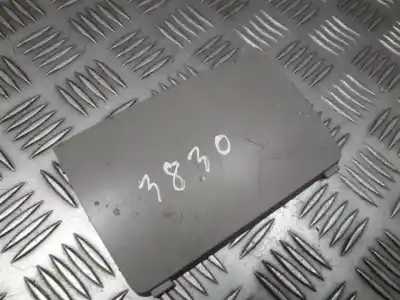 Pezzo di ricambio per auto di seconda mano plastica per volvo v50 (545) 1.8 riferimenti oem iam 30639760