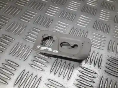 Pezzo di ricambio per auto di seconda mano plastica per volvo v50 (545) 1.8 riferimenti oem iam volvo3572