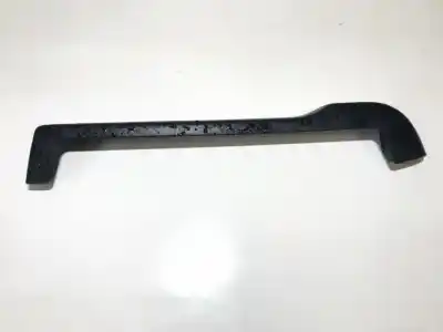 Pezzo di ricambio per auto di seconda mano plastiche per volkswagen passat variant (3b6) 1.9 tdi riferimenti oem iam 1j0881348f  