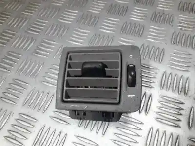 Автозапчасти б/у аэрационная решетка за VOLVO V50 (545) 1.8 ссылки OEM IAM Y01102  