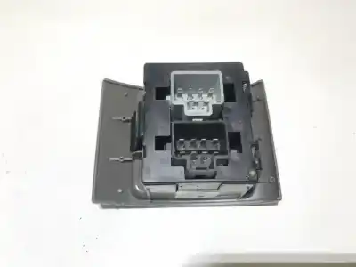 Second-hand car spare part left front power window switch for chrysler pt cruiser (pt) 2.2 crd cat oem iam references 74677922  746-77922, oug381l8aa