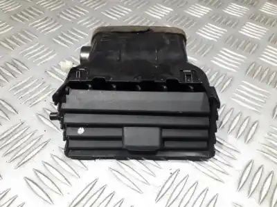 Second-hand car spare part air ventilation grille for toyota verso 2.0 d-4d cat oem iam references 556800f040