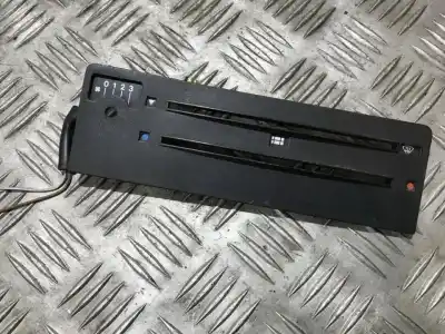 Peça sobressalente para automóvel em segunda mão  por AUDI 80/90 (893)  Referências OEM IAM 811819075F  