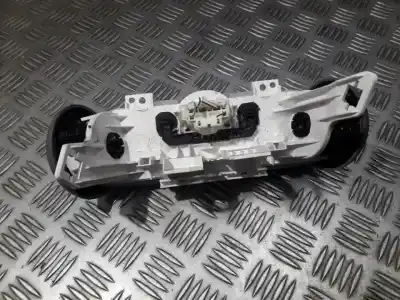 Peça sobressalente para automóvel em segunda mão comando de sofagem (chauffage / ar condicionado) por citroen c1 1.0 cat (384f) referências oem iam 69617004  69617027a1