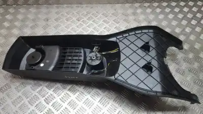 Second-hand car spare part plastics for citroen c4 picasso 1.8 oem iam references 9654773880  300093996 Second-hand car spare part plastics for citroen c4 picasso 1.8 oem iam references 9654773880  300093996
