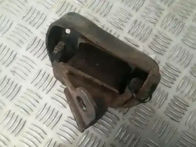 Second-hand car spare part Engine Support for KIA SORENTO 2.5 CRDi EX OEM IAM references 218123E150  21812-3E150