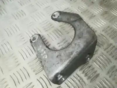 Second-hand car spare part engine support for volvo xc70 2.4 diesel cat oem iam references 30713236  