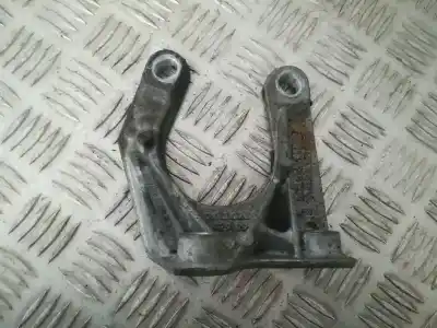 Peça sobressalente para automóvel em segunda mão suporte motor por volvo xc70 2.4 diesel cat referências oem iam 30713236