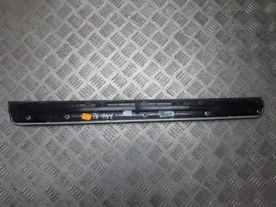 Second-hand car spare part plastics for audi a8 (4e2) 4.0 tdi quattro oem iam references 4e0867419  4e0867420a5tq