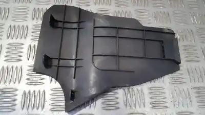 Pezzo di ricambio per auto di seconda mano plastica per nissan note (e11e) 1.4 cat riferimenti oem iam 689219u100  p10040