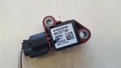 Pièce détachée automobile d'occasion  pour VOLVO V50 (545)  Références OEM IAM 30737138  8840A6