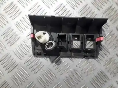 Автозапчастина б/у пластика для toyota rav 4 (a3) 2.2 d-4d cat посилання на oem iam 5544942011  55449-42011