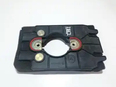 Pièce détachée automobile d'occasion Plastiques pour AUDI A4 B6 (8E2) 1.9 TDI quattro Références OEM IAM 8E0711406A  061560A
