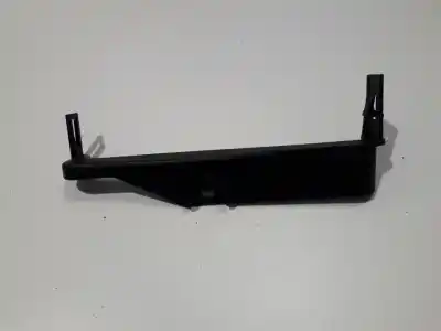 Автозапчасти б/у пластики за AUDI A4 AVANT (8E) 2.0 TDI Quattro (DPF) ссылки OEM IAM 8E2907354A  