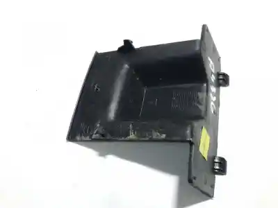 Pezzo di ricambio per auto di seconda mano plastica per volvo v50 (545) 2.0 d riferimenti oem iam 08686027  