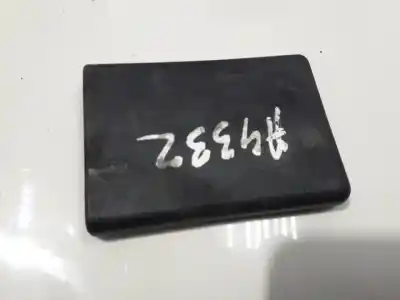 Peça sobressalente para automóvel em segunda mão plásticos por volvo v50 (545) 2.0 d referências oem iam 193119000