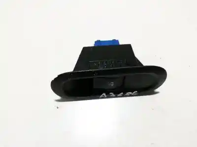 Peça sobressalente para automóvel em segunda mão Botão / Interruptor Elevador Vidro Dianteiro Esquerdo por DACIA DUSTER 1.5 dCi Diesel FAP CAT Referências OEM IAM 200599913  