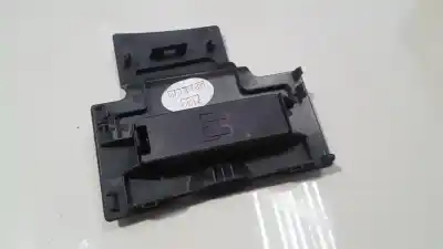 Pezzo di ricambio per auto di seconda mano plastica per citroen c5, ii 2008.02 - 2011.01 1.6 hdi 82kw 2008.07 - 2011.01 riferimenti oem iam 9682733777  