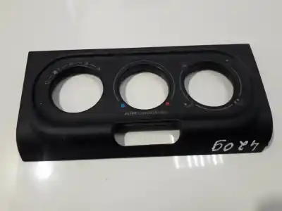 Pezzo di ricambio per auto di seconda mano Plastica per VOLKSWAGEN PASSAT VARIANT (3A5) 1.9 TDI Riferimenti OEM IAM 3A1820075  