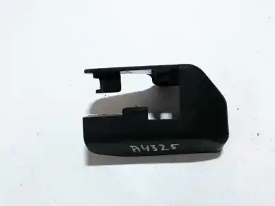 Pezzo di ricambio per auto di seconda mano Plastica per KIA CEED (ED) 1.6 CRDi 115 Riferimenti OEM IAM 1293294  