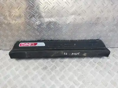 Peça sobressalente para automóvel em segunda mão plásticos por kia ceed (ed) 1.6 crdi 115 referências oem iam 858741h300