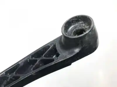 Second-hand car spare part left front windshield wiper arm for opel insignia a (g09) 1.8 (68) oem iam references 13227401   Second-hand car spare part left front windshield wiper arm for opel insignia a (g09) 1.8 (68) oem iam references 13227401