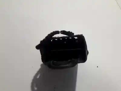 Автозапчасти б/у аэрационная решетка за audi a4 b6 (8e2) 1.9 tdi quattro ссылки oem iam 438401  4384-01