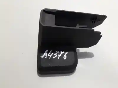 Pièce détachée automobile d'occasion Plastiques pour DODGE JOURNEY 2.0 16V CRD CAT Références OEM IAM 1469551  1471099