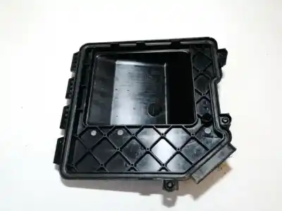 Pezzo di ricambio per auto di seconda mano plastica per opel meriva b 1.7 16v cdti riferimenti oem iam   