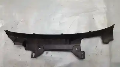 Pezzo di ricambio per auto di seconda mano plastica per toyota corolla (e11) 2.0 d-4d linea sol riferimenti oem iam 5560713040  55607-13040