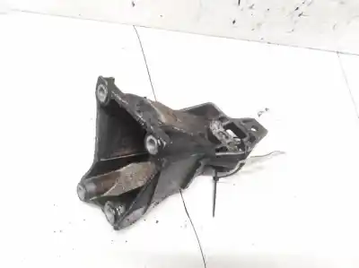 Second-hand car spare part engine support for audi 80 b4 avant (8c5) 1.9 tdi oem iam references 068145515a  