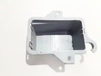 İkinci el araba yedek parçası plastik için ssangyong kyron 2.0 200 xdi 2wd oem iam referansları 8255009600