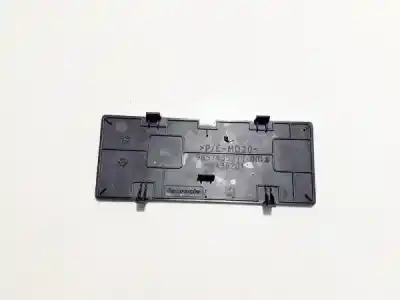 Recambio de automóvil de segunda mano de plasticos-otros repuestos del interior para peugeot 207 1.6 16v hdi referencias oem iam 9657435977  x36201