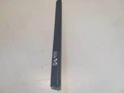 Peça sobressalente para automóvel em segunda mão plásticos por honda fr-v (be) 1.8 vtec cat referências oem iam 060525