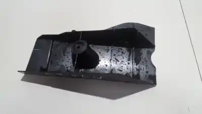 Pezzo di ricambio per auto di seconda mano plastica per mazda premacy (cp) 2.0 turbodiesel riferimenti oem iam   