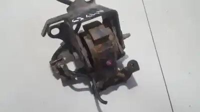 Second-hand car spare part engine support for mazda premacy (cp) 2.0 turbodiesel oem iam references   