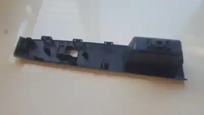 Автозапчастина б/у пластика для mazda 5 berl. (cr) 1.8 active посилання на oem iam c235684l6  c235684l6d