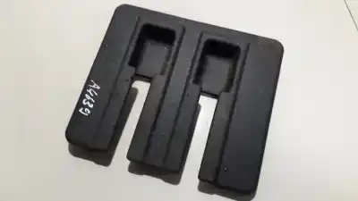 Peça sobressalente para automóvel em segunda mão plásticos por toyota verso 2.0 d-4d referências oem iam 721570f040