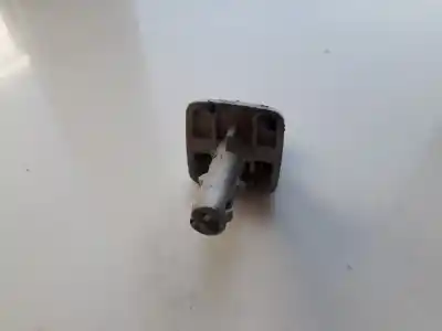 Pezzo di ricambio per auto di seconda mano plastica per toyota verso 2.0 d-4d riferimenti oem iam   