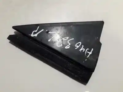 Pezzo di ricambio per auto di seconda mano Plastica per AUDI 80 B4 AVANT (8C5) 1.9 TDI Riferimenti OEM IAM 893853273  