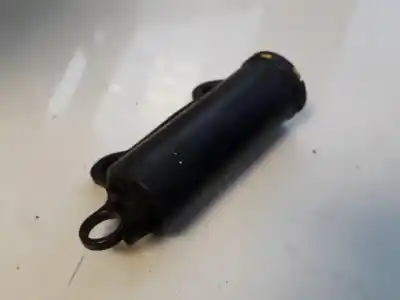 Peça sobressalente para automóvel em segunda mão plásticos por toyota corolla (e12) 1.6 16v referências oem iam 